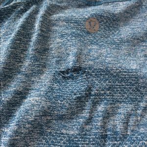 Men’s Lululemon shirt